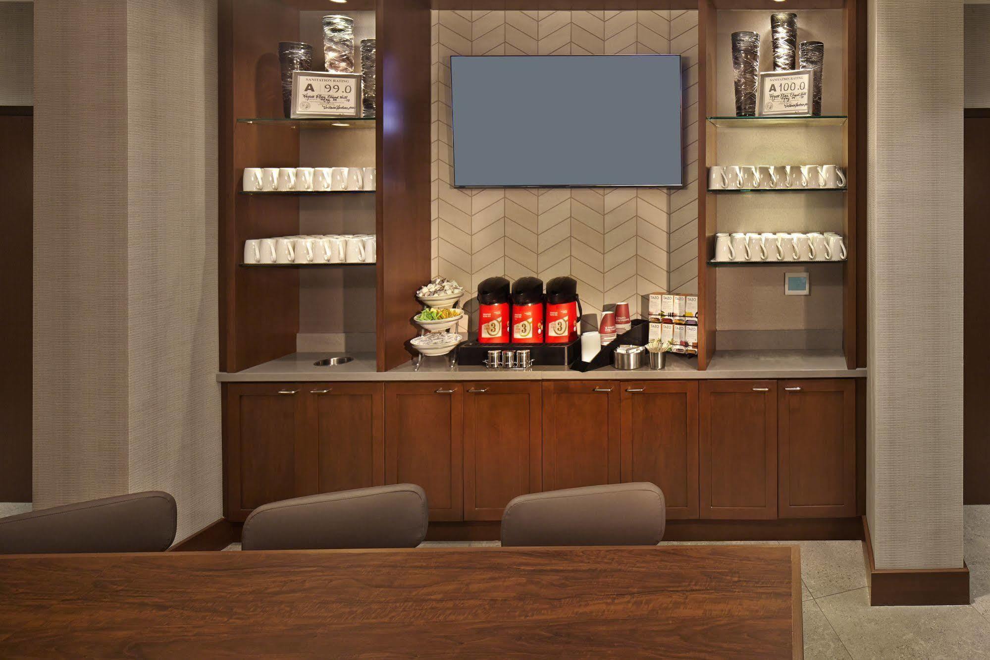 Hyatt Place Chapel Hill Bagian luar foto